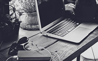 开云app官网下载-季前赛发挥平平 西蒙斯季初表现或将决定自己去留